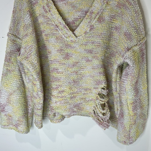 POL Chunky Knit V-Neck Oversized Distressed Sweater Size Large - Picture 11 of 16